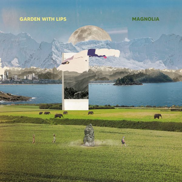 Garden With Lips - Magnolia