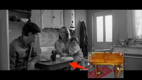 A table... avec Ian Curtis !